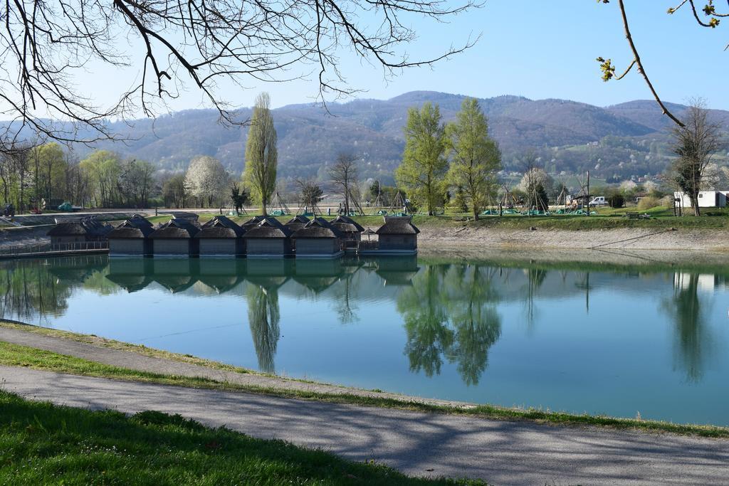 Borovnica Catez Apartment Catez ob Savi Luaran gambar